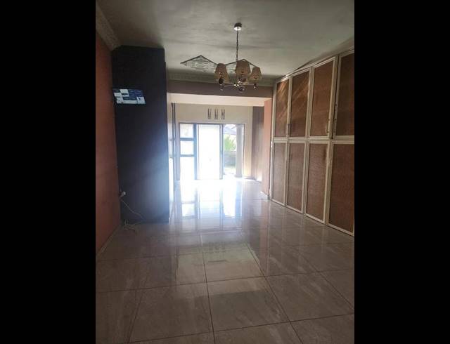 4 BEDROOM PROPERTY TO RENT IN BRAMLEY